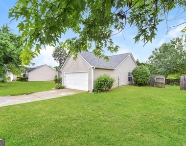 1525 Julianna Drive - Photo Thumbnail 2