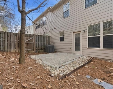 1697 Paxton Lane Sw - Photo Thumbnail 27