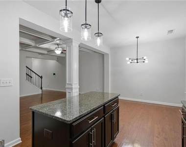 1697 Paxton Lane Sw - Photo Thumbnail 14