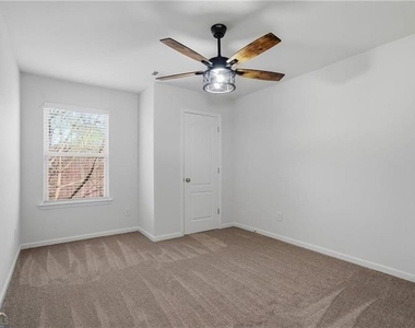 1697 Paxton Lane Sw - Photo Thumbnail 23