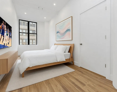 81 Willoughby Street - Photo Thumbnail 2