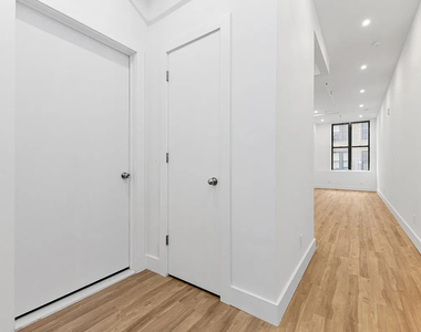 81 Willoughby Street - Photo Thumbnail 3