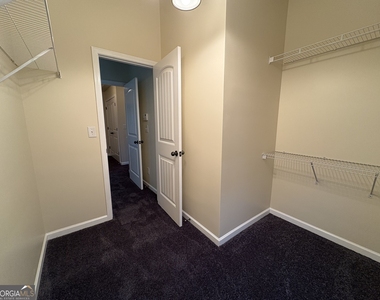 127 Red Maple Drive - Photo Thumbnail 21