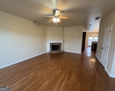 127 Red Maple Drive - Photo Thumbnail 7