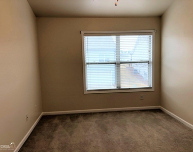 127 Red Maple Drive - Photo Thumbnail 14