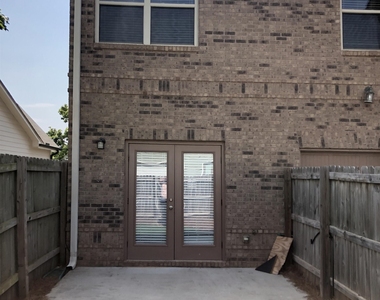 127 Red Maple Drive - Photo Thumbnail 18