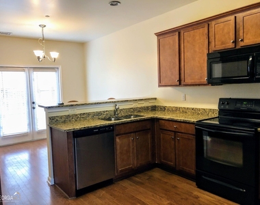 127 Red Maple Drive - Photo Thumbnail 5