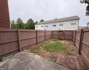 127 Red Maple Drive - Photo Thumbnail 5