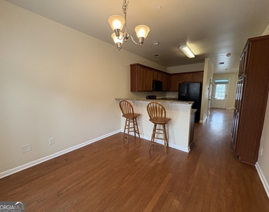 127 Red Maple Drive - Photo Thumbnail 11