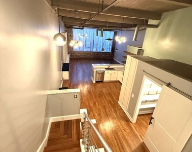 210 Walker Street Sw - Photo Thumbnail 16