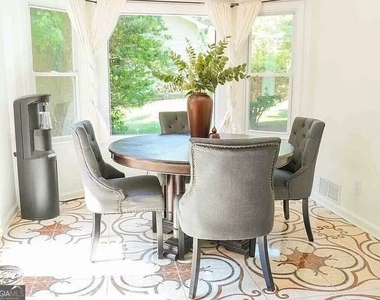 5262 Kurt Lane Sw - Photo Thumbnail 7