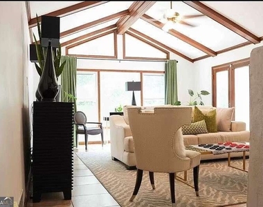 5262 Kurt Lane Sw - Photo Thumbnail 9