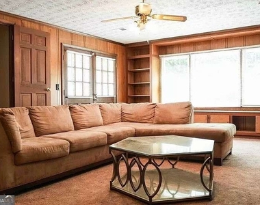 5262 Kurt Lane Sw - Photo Thumbnail 18