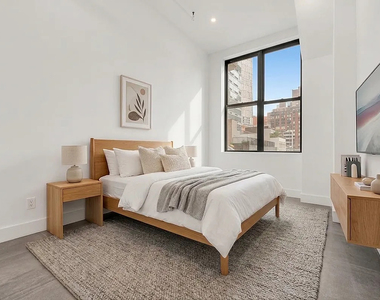 81 Willoughby Street - Photo Thumbnail 2