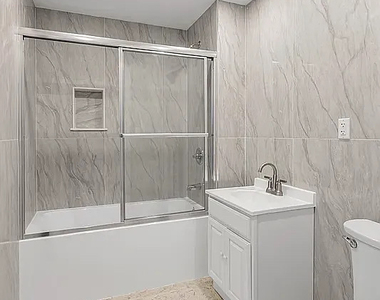 81 Willoughby Street - Photo Thumbnail 5