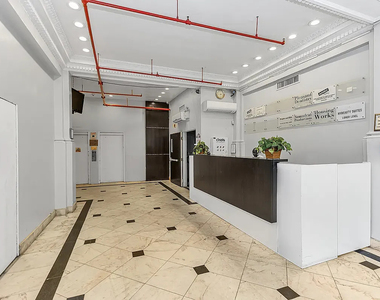 81 Willoughby Street - Photo Thumbnail 7