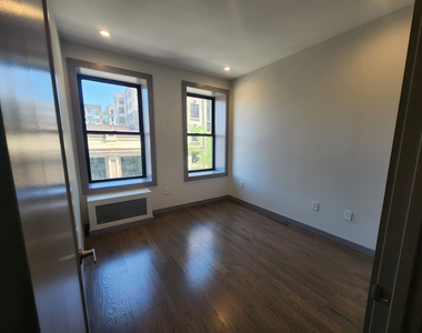 550 West 157th Street - Photo Thumbnail 6