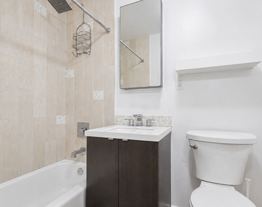 146 East 39th Street - Photo Thumbnail 5