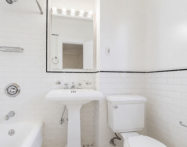 111 East 80th Street - Photo Thumbnail 6