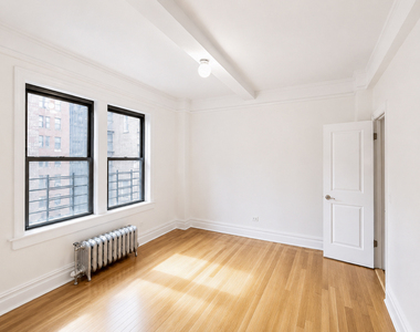 111 East 80th Street - Photo Thumbnail 5