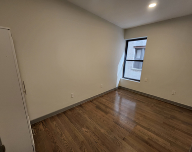 601 West 151st Street - Photo Thumbnail 2