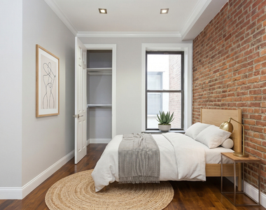 16 East 116th Street - Photo Thumbnail 3
