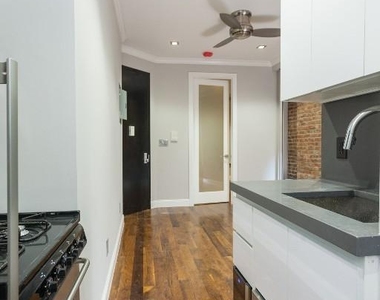 16 East 116th Street - Photo Thumbnail 6