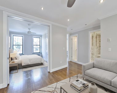 326 East 100th Street - Photo Thumbnail 4