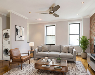 334 East 100th Street - Photo Thumbnail 2
