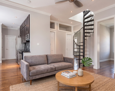 338 East 100th Street #6B - Photo Thumbnail 2