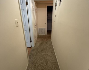 107 Stratford Pl - Photo Thumbnail 11