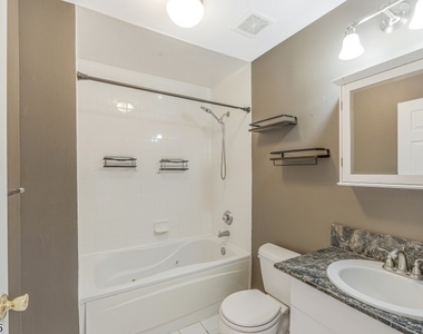 370 Summerhill Dr - Photo Thumbnail 22