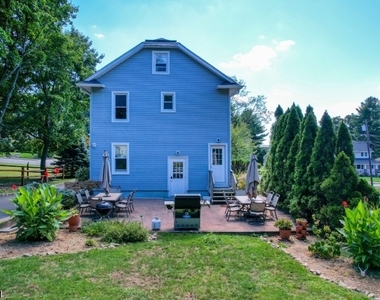 45 Hill St - Photo Thumbnail 1