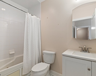 43 Manchester Ct - Photo Thumbnail 11
