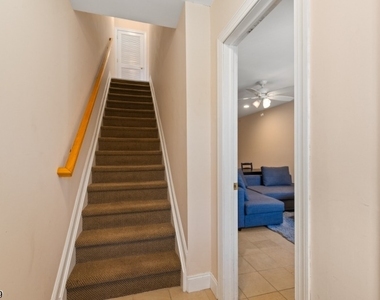 43 Manchester Ct - Photo Thumbnail 14
