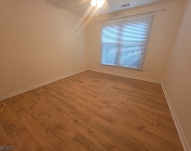 87 Junco Ct - Photo Thumbnail 16