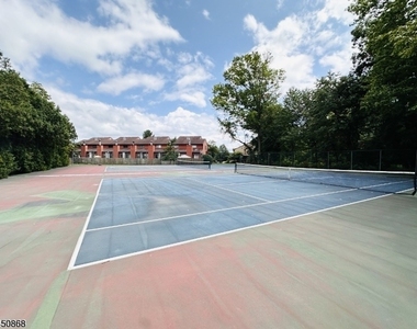 111 Almond Dr - Photo Thumbnail 20