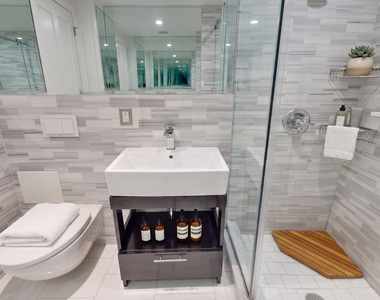 338 East 100th Street - Photo Thumbnail 7