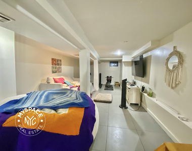 295 Maujer Street - Photo Thumbnail 1