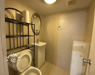 295 Maujer Street - Photo Thumbnail 8
