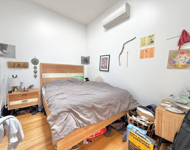 583 Knickerbocker Avenue - Photo Thumbnail 2