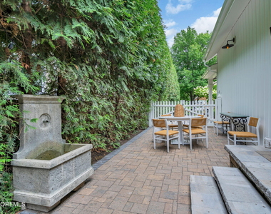 412 Brighton Avenue - Photo Thumbnail 31