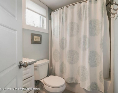 369 W 8th Street - Photo Thumbnail 19
