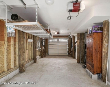 369 W 8th Street - Photo Thumbnail 24