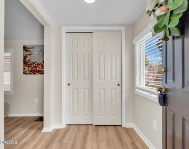 520 Brighton Avenue - Photo Thumbnail 3