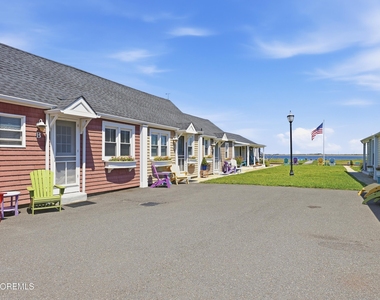 58 5th Street - Photo Thumbnail 25