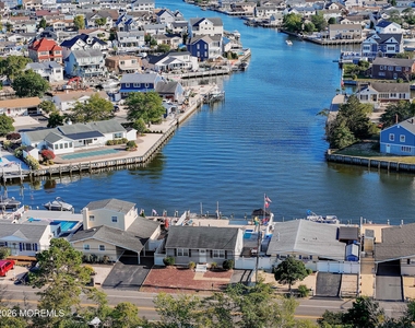 1345 Bay Avenue - Photo Thumbnail 23