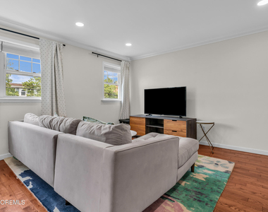 304 4th Avenue - Photo Thumbnail 2
