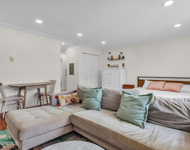 304 4th Avenue - Photo Thumbnail 5