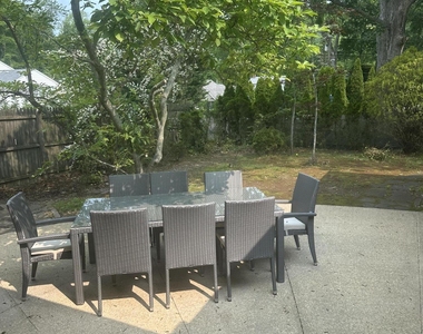 172 Larchwood Avenue - Photo Thumbnail 31